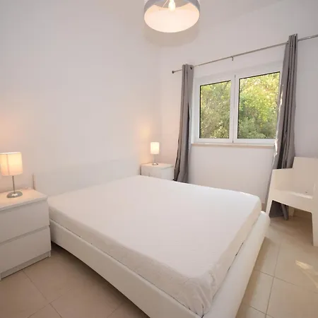 In With Private Pool, Cleaning Included Вилла *